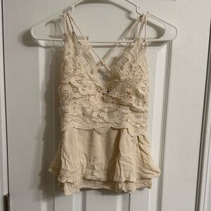 Dry Goods Women’s Lace Cream Sleeveless Top